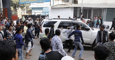 ড. কামালের ওপর হামলায় ১২ জনের বিরুদ্ধে মামলা