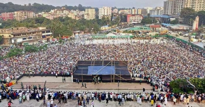 ভক্তদের অশ্রুতে প্রিয় শিল্পীকে শেষ বিদায়