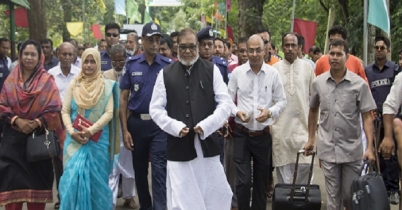 ‘জিয়া মুক্তিযোদ্ধা ঠিকই, কিন্তু জাতির জনকের খুনি’